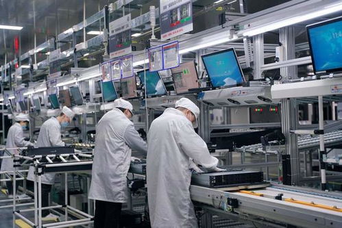 在这些工厂、农田、服务区，看见智能中国的草蛇灰线